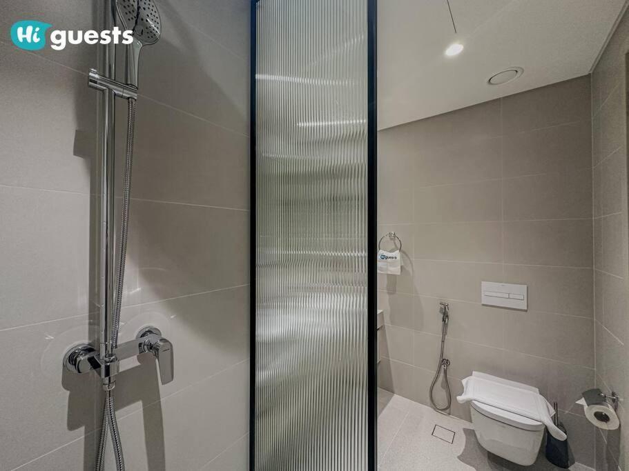 Elegant 2-bedroom Retreat At Marina Vista 2 Apartment *