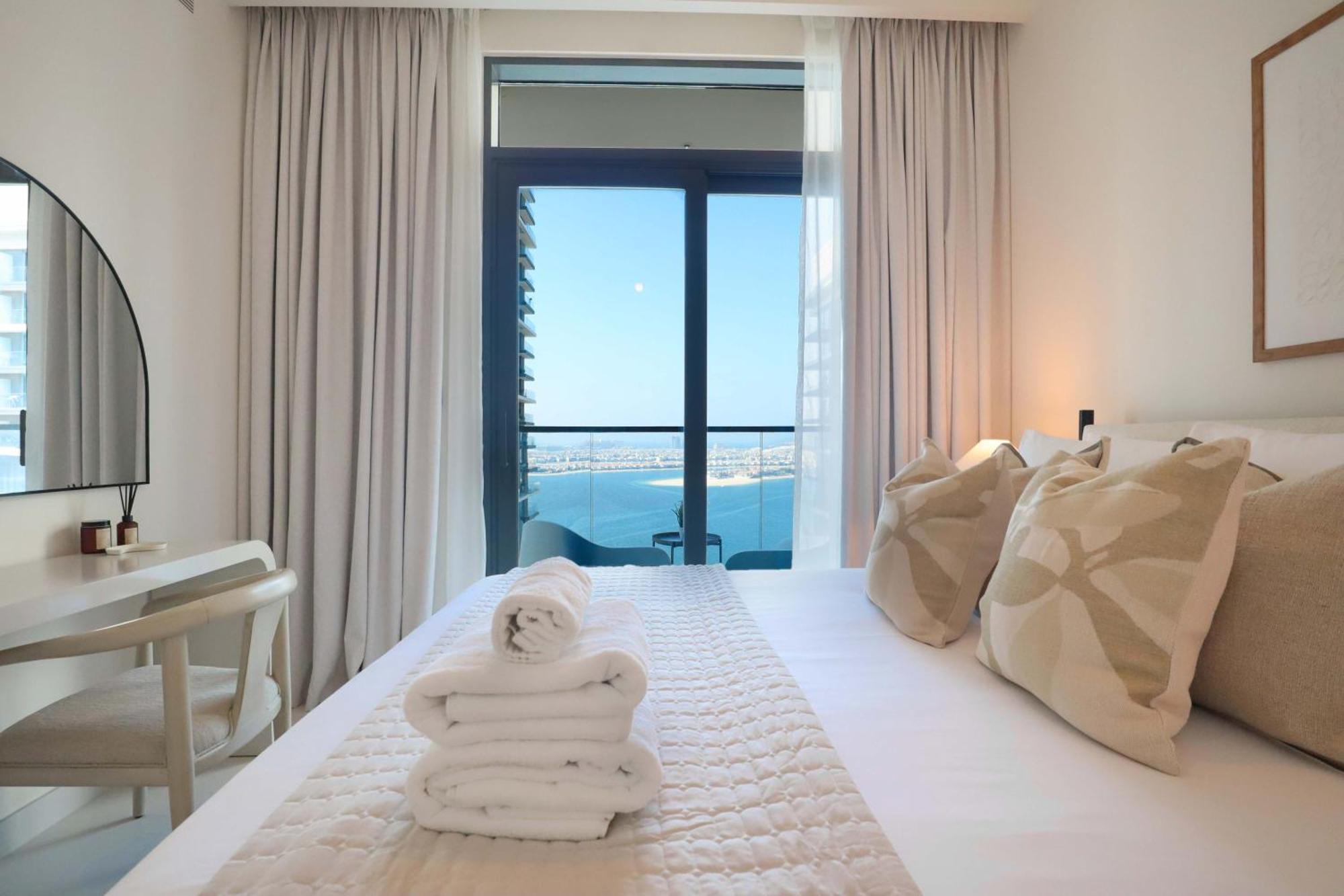 Elegant 2-bedroom Retreat At Marina Vista 2 Apartment